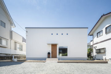 ※終了※【完成見学会】2025年1月18日(土)・1月19日(日)開催＜中庭とつながる大開口窓があるホテルライクな平屋＞