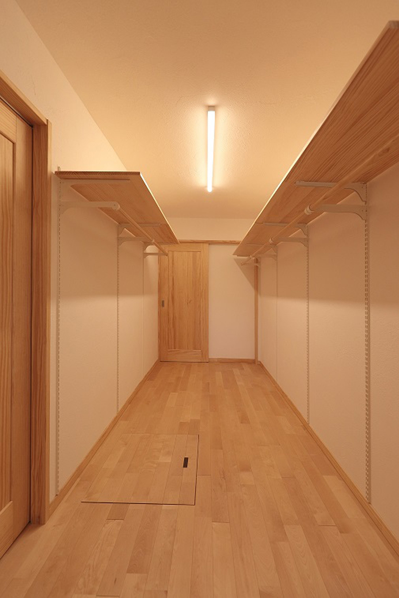 家族全員分のクローゼット