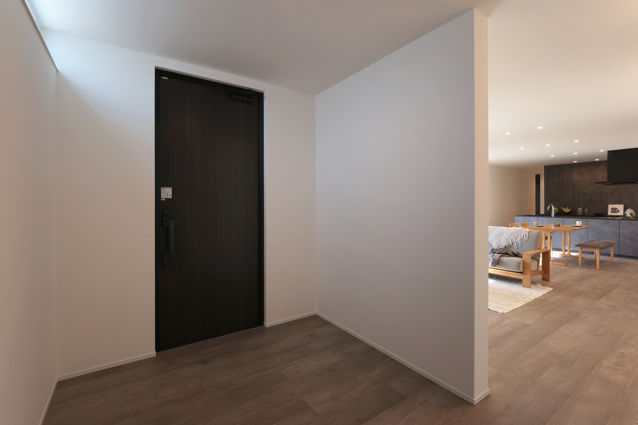 フラットな玄関