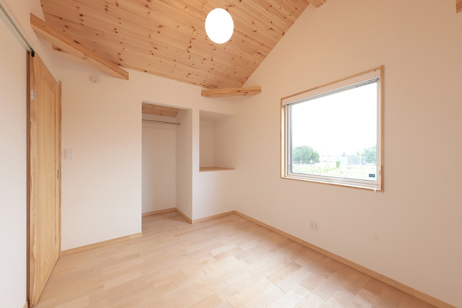 仏壇置き場を設けた洋室