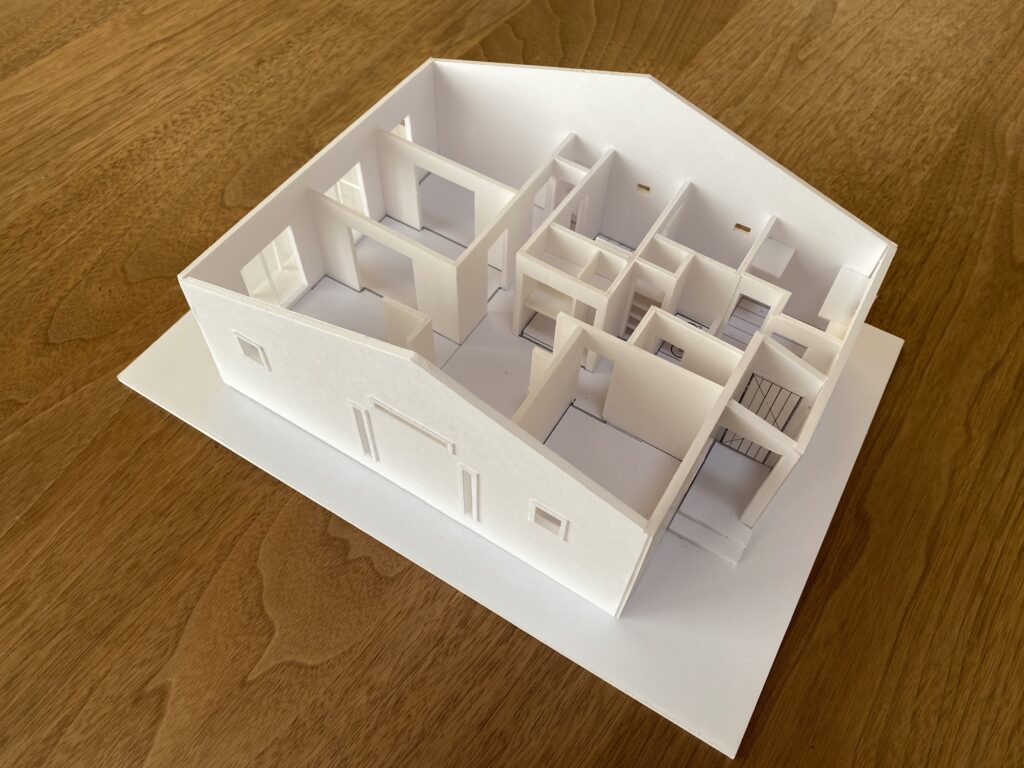 こだわりの家が形に！平屋の住宅模型が完成しました
