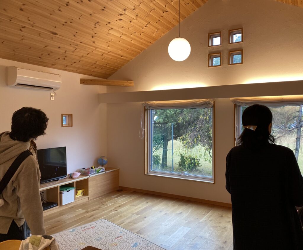 百聞は一見に如かずのOB訪問～2階リビングの魅力～