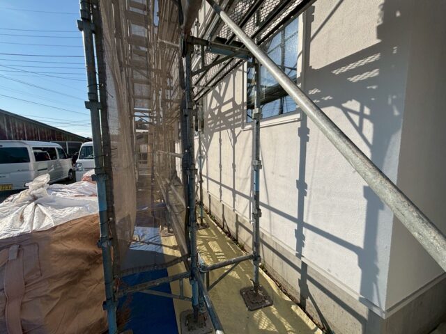 外壁の漆喰施工｜内外ともに漆喰で仕上げる家づくり