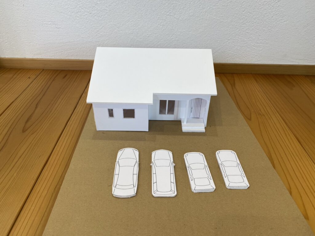 住宅模型で確認する、平屋の住まいと敷地の活用イメージ