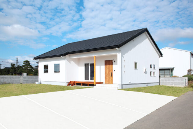 【完成見学会】2026年3月21日(土)・3月22日(日)開催＠前橋市五代町＜土間リビングでつながる、光と抜け感のある平屋＞