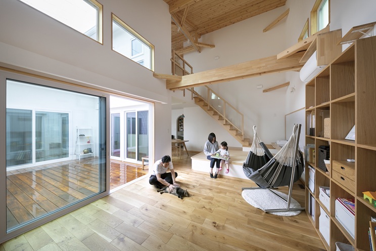 漆喰と珪藻土は何がどう違うの？― 見た目だけで選ぶと後悔する、壁材の本当の話 ―